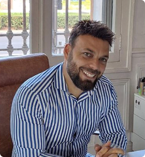 Portrait du directeur du cabinet d'expertise comptable TC Expert-Conseils